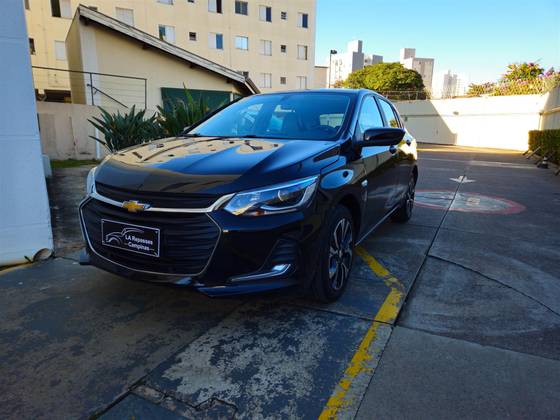 CHEVROLET ONIX 1.0 TURBO FLEX PREMIER AUTOMÁTICO CHEVROLET ONIX 1.0 TURBO FLEX PREMIER AUTOMÁTICO